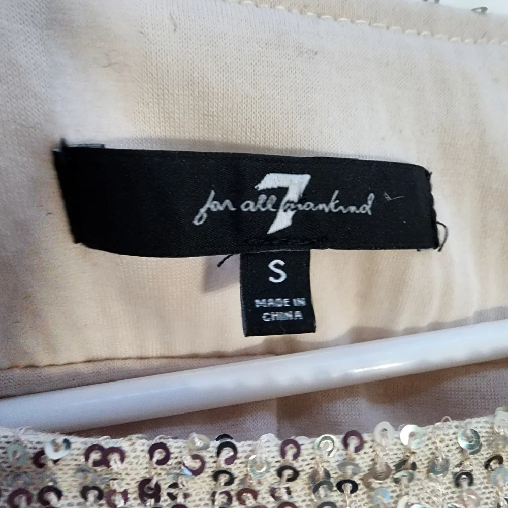 7 For All Mankind Small Silver Sequin Dress - Picture 4 of 9